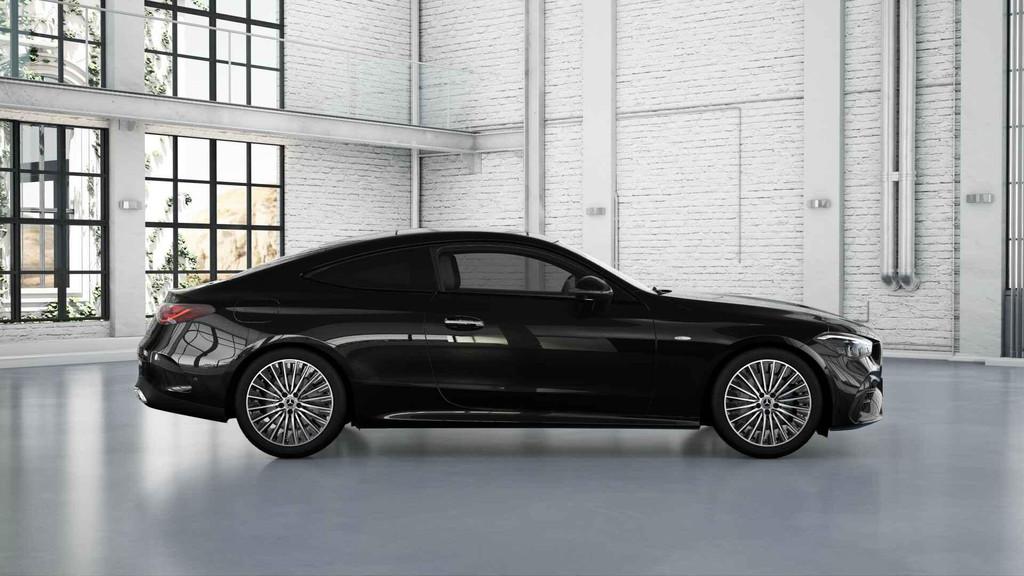 Mercedes-Benz CLE Coupé 300 e AMG Line | Night | Panoramada, Auto's, Mercedes-Benz, 4 cilinders, 4 stoelen, Zwart, CLE Coupé