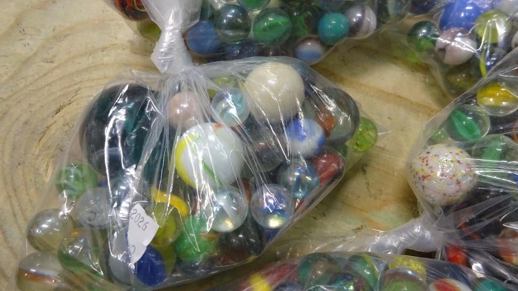 Diverse knikkers in zakjes, Kinderen en Baby's, Speelgoed | Buiten | Los speelgoed, Gebruikt, ., Ophalen of Verzenden, .