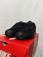 NIEUW IN DOOS! Maat 41 - Nike Air Max 90 Triple Black, Verzenden, Zwart, Nike, Nieuw