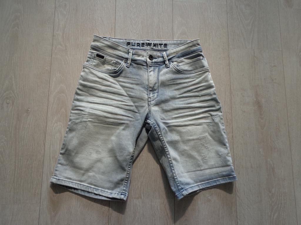 heren/jongens korte spijkerbroek van Pure White, maat 28, Ophalen of Verzenden, Zo goed als nieuw, Blauw, W32 (confectie 46) of kleiner