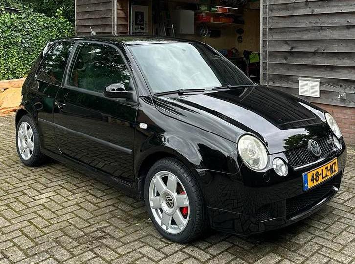 Volkswagen Lupo GTI 1.6 92KW 2003 Zwart 6-bak xenon NL-auto, Auto's, Voorwielaandrijving, 125 pk, 31 €/maand, 4 cilinders