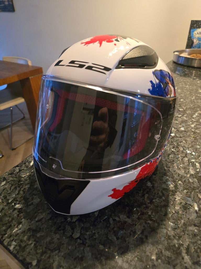 LS2 Kinderhelm Maat L 51/52cm 1x gedragen, Fietsen en Brommers, Brommerhelmen, Ophalen of Verzenden, Zo goed als nieuw, LS2