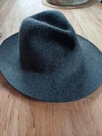 Prachtige warme wollen dames hoed antracietgrijs, Ophalen of Verzenden, Zo goed als nieuw