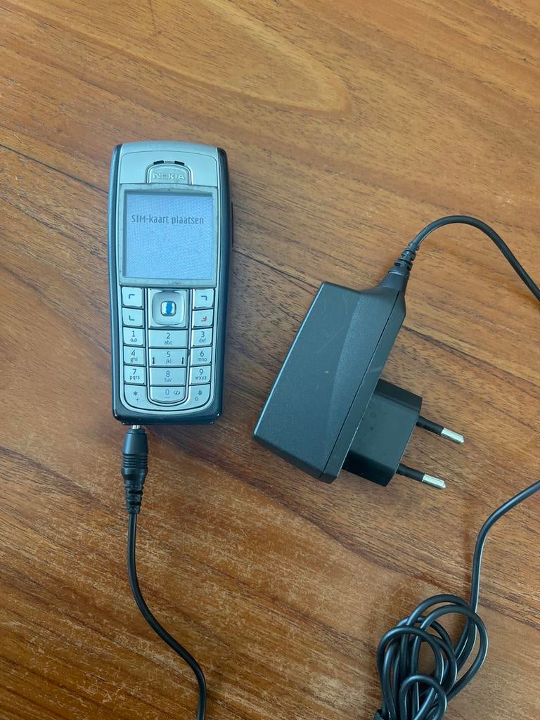 Nokia 6230i Classic Mobiele Telefoon met Oplader, Telecommunicatie, Gebruikt, Zwart, Fysiek toetsenbord, Ophalen of Verzenden