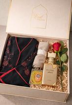Eid Geschenkdoos met Dubai Abaya, Parfum & Hoofddoek, Kleding | Dames, Overige Dameskleding, Ophalen of Verzenden, Nieuw