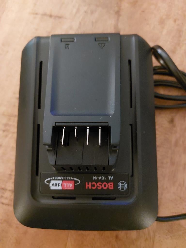 Bosch oplader AL 18V-44, Verzenden