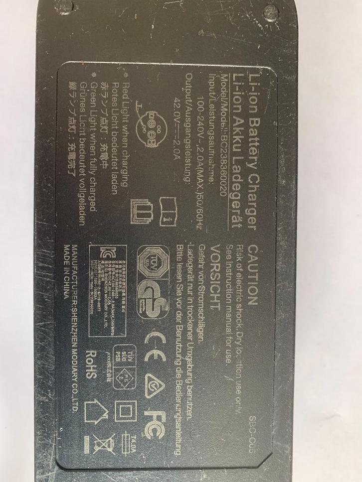 Li-ion Fiets Batterij oplader, Fietsen en Brommers, Fietsaccessoires | Fietsaccu's, Zo goed als nieuw, Ophalen