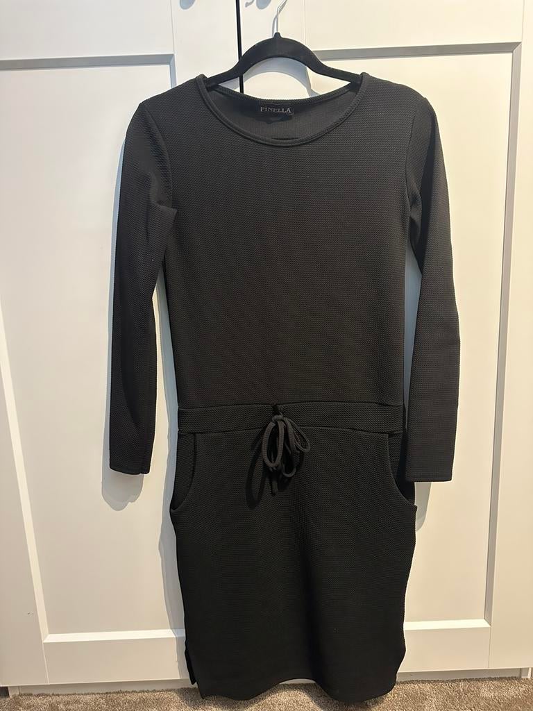 Finella dress, Ophalen of Verzenden, Zo goed als nieuw, Onder de knie