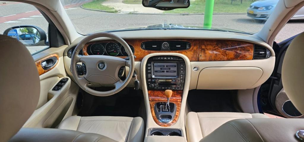Jaguar XJ 3.0 V6 | €250,- KORTING+NW APK | (bj 2003), Auto's, Jaguar, Automaat, 238 pk, Gebruikt, 1514 kg