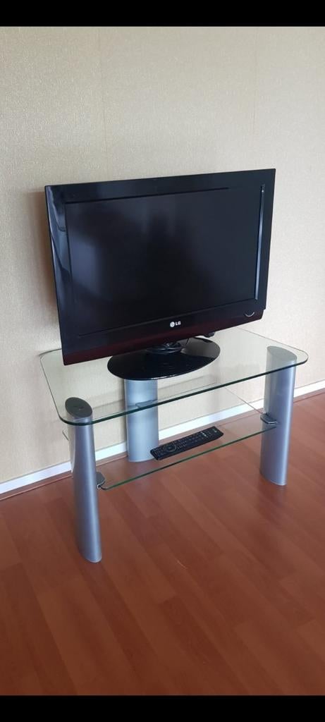 LG Tv met ingebouwde DVD speler, Ophalen, Gebruikt