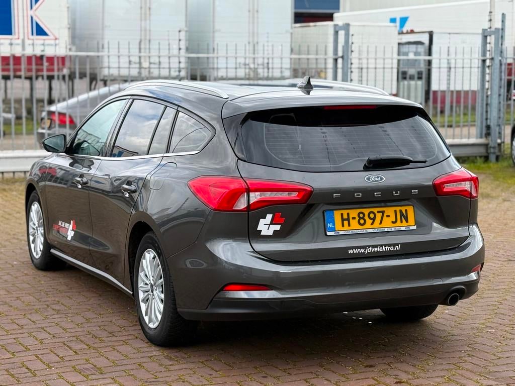 Ford Focus Wagon 1.5 EcoBlue Titanium Business Export, Auto's, Stof, Gebruikt, 4 cilinders, Origineel Nederlands