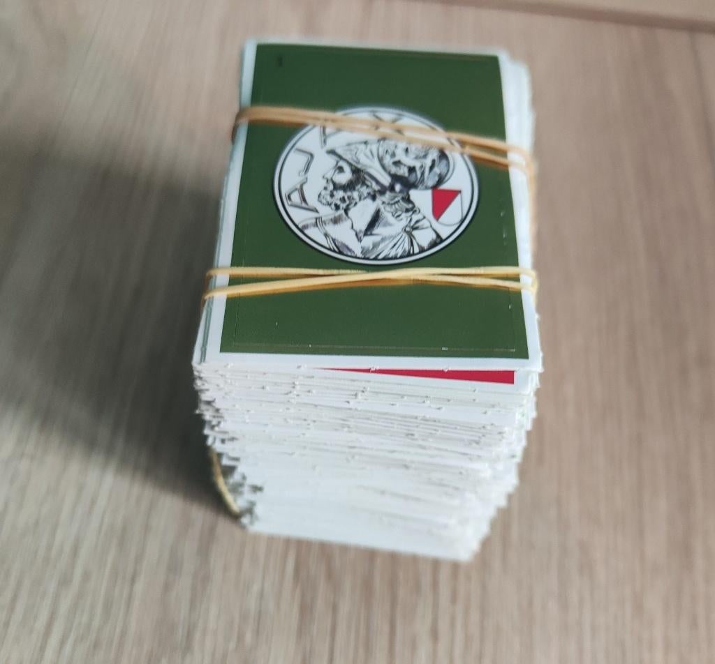 Voetbalplaatjes scoren Plus nr 1 t/m 288. 2025/2026. Nieuw, Verzamelen, Supermarktacties, Plus, Ophalen of Verzenden