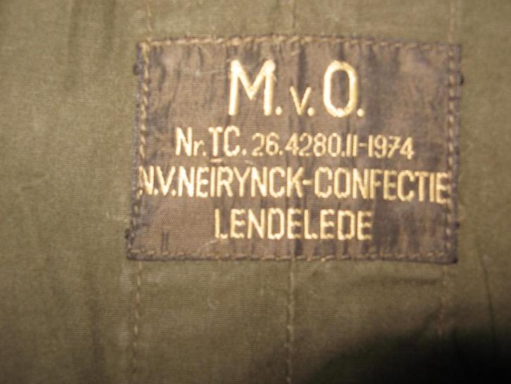 Militaire VIS dubb slaapzak groen gewateerd NEIRYNCK €75.-, Boeken, Oorlog en Militair, Zo goed als nieuw, Landmacht, Voor 1940