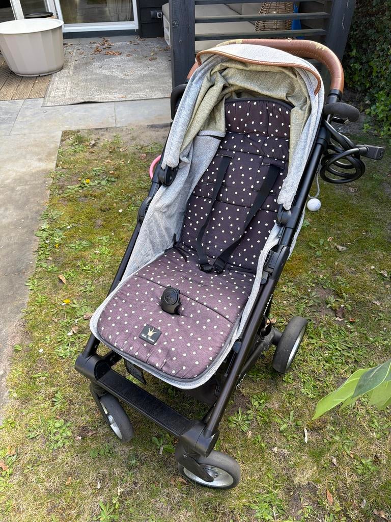 Mutsy Nexo buggy - gratis af te halen, Kinderen en Baby's, Buggy's, Ophalen, Gebruikt, Overige merken, Verstelbare rugleuning