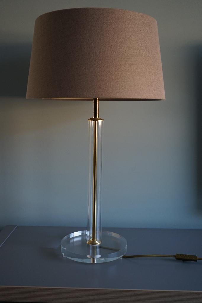 Vintage plexiglas voet met messing afwerking met lampenkap, Ophalen of Verzenden, Zo goed als nieuw, Minder dan 50 cm