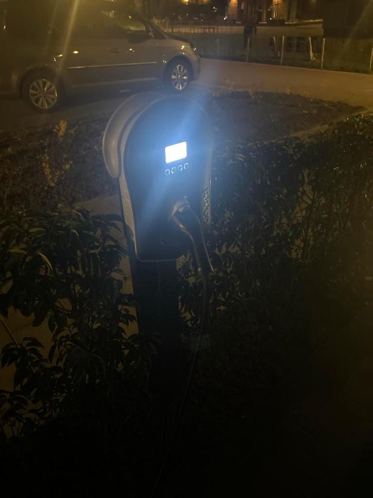 Zappi v2.1 (22kwh) met 2x Harvi + CT klemmen + internet HUN, Auto diversen, Laadpalen, Gebruikt, Laadpaal, Ophalen of Verzenden