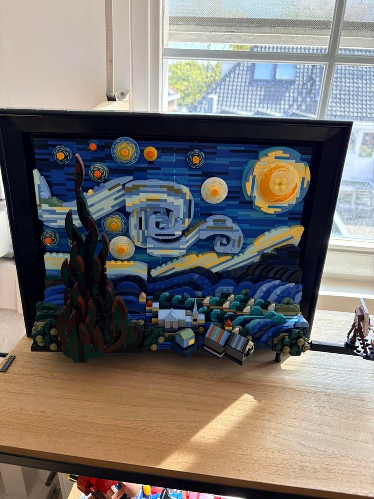 Lego 21333 (Vincent van Gogh - De sterrennacht), Ophalen