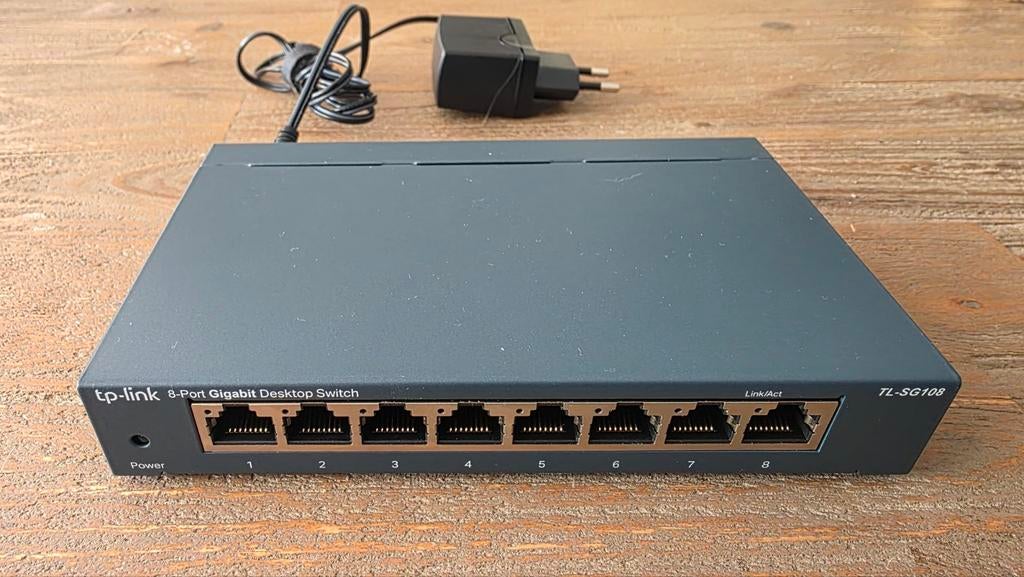 TP-Link 8 poort gigabit switch TL-SG108, Ophalen of Verzenden