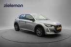 Peugeot E-208 Active Pack 50 kWh - Carplay, Navi, Cruise, Auto's, 136 pk, Gebruikt, Met garantie (alle), Zilver of Grijs