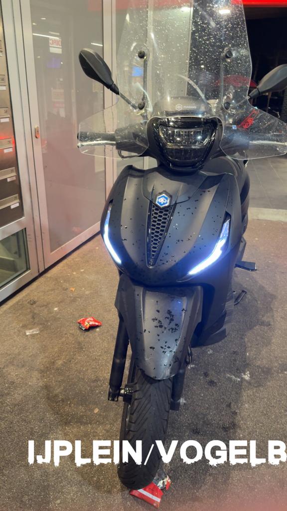 Piaggio Beverly HPE 400 S 2021 - Zo goed als nieuw, 400 cc, Overige modellen, Ophalen of Verzenden, Zo goed als nieuw