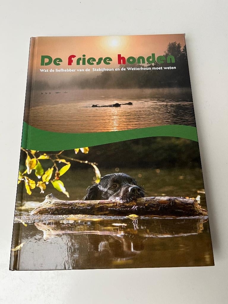 Boek De Friese honden Klaas Jansma, Ophalen of Verzenden, Zo goed als nieuw, Honden