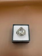 Zilveren ring met kristal, maat 22, Met kristal, 20 of groter, Nieuw, Ophalen of Verzenden