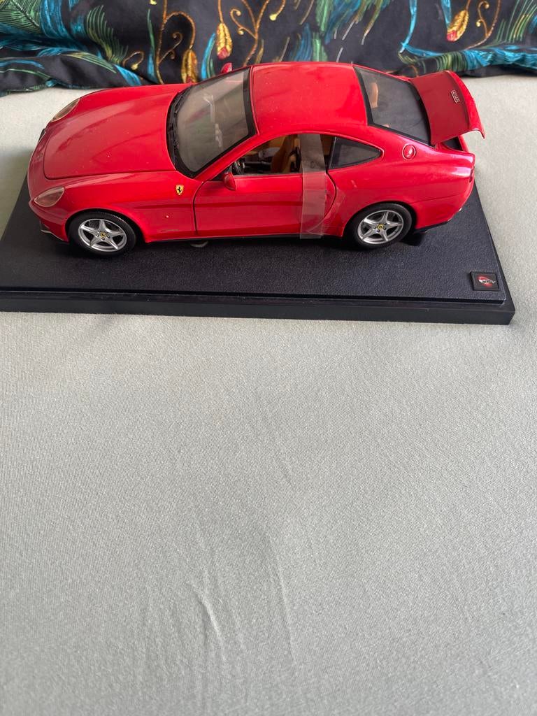 Ferrari 612 Scaglietti modelauto 1:18 rood, Verzenden, Zo goed als nieuw, Auto, Overige merken