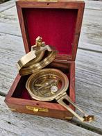 kompas stanley londen, Verzenden