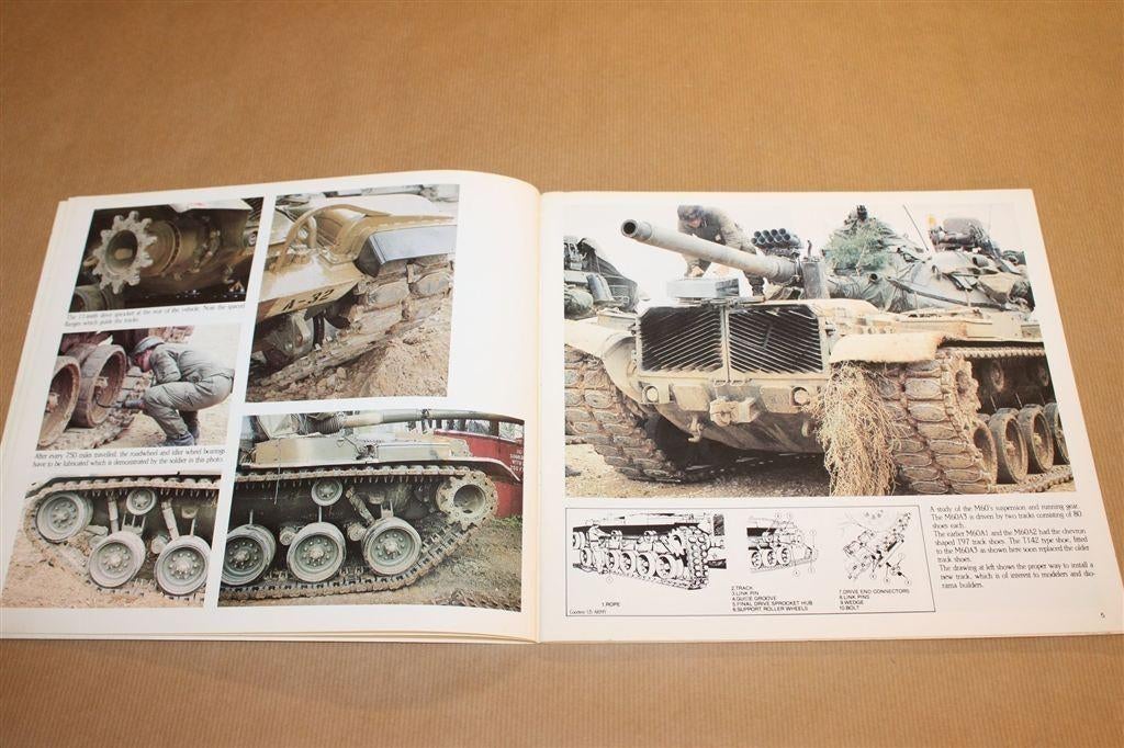 M60 A3 — Amerikaanse Gevechtstank Fotoboek [EN], Ophalen of Verzenden, Tweede Wereldoorlog, Gelezen, Overige onderwerpen