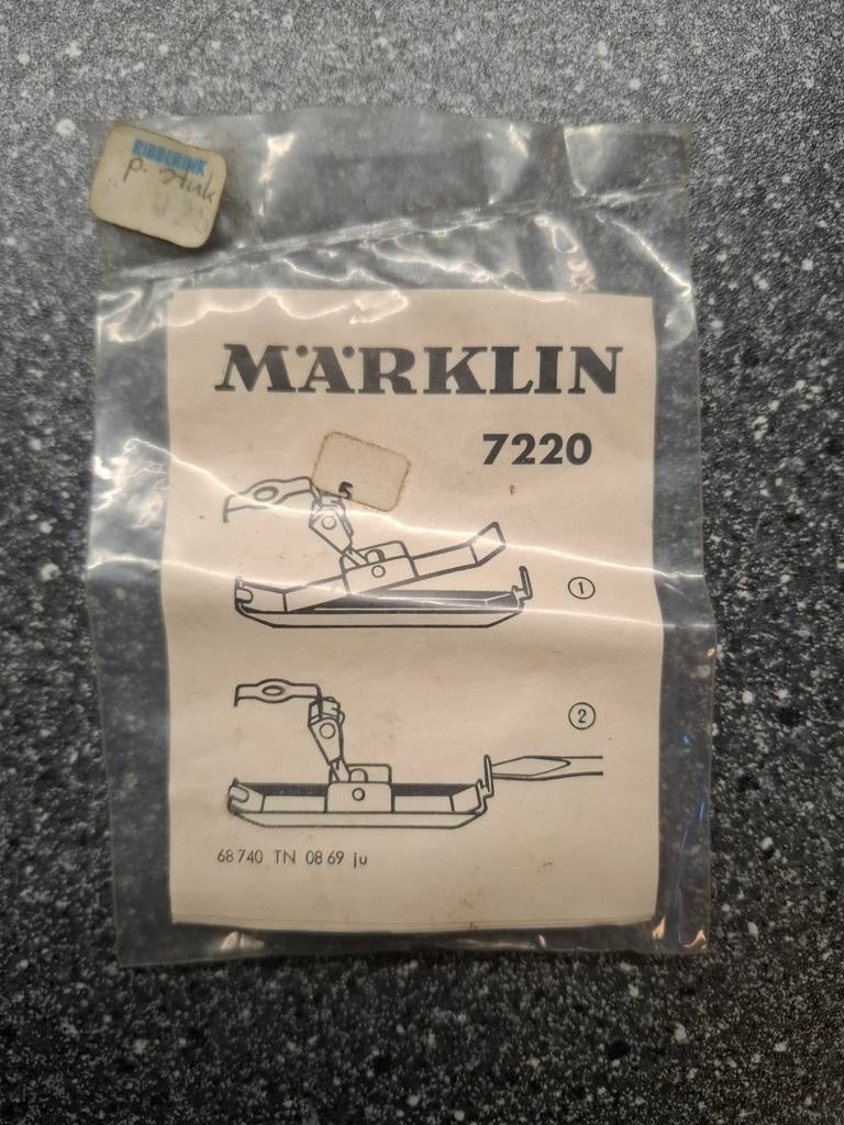Zeldzaam marklin 7220 slepers plaatjes nieuw, Wisselstroom, Nieuw, Rails, Ophalen of Verzenden