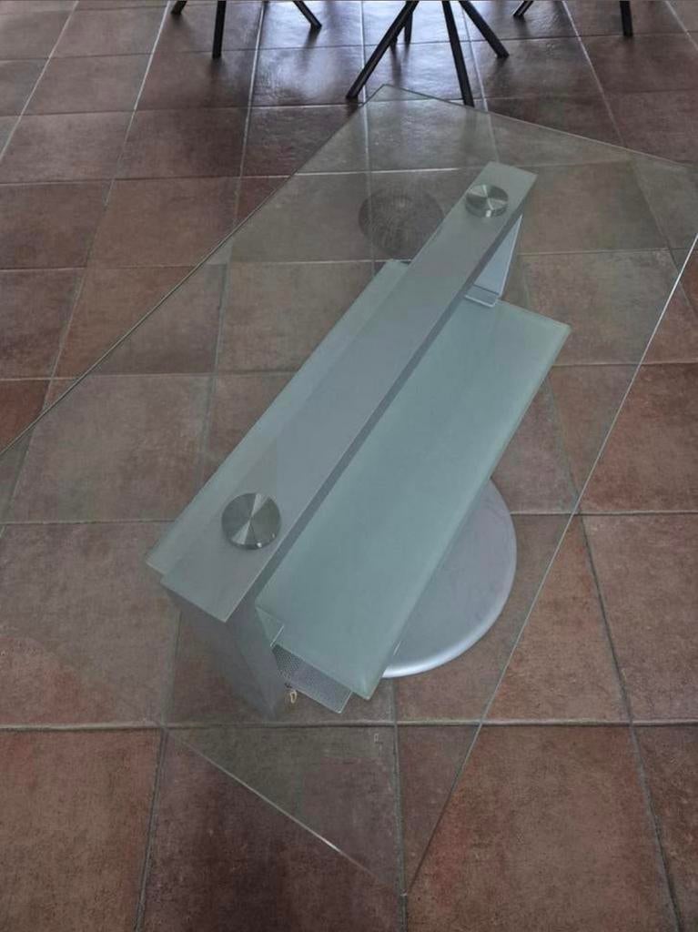 Gratis af te halen: Glazen tv meubel (100x56 cm), Huis en Inrichting, Kasten | Televisiemeubels, Ophalen, Gebruikt