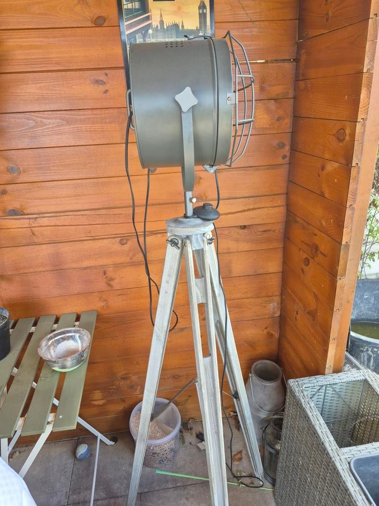 Industriële vloerlamp, Ophalen of Verzenden, Zo goed als nieuw, 150 tot 200 cm