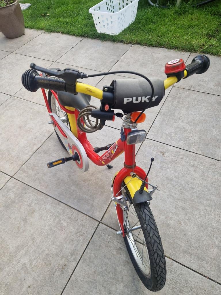 Puky kinderfiets rood met geel, Fietsen en Brommers, Fietsen | Kinderfietsjes, Ophalen, Gebruikt, Minder dan 16 inch