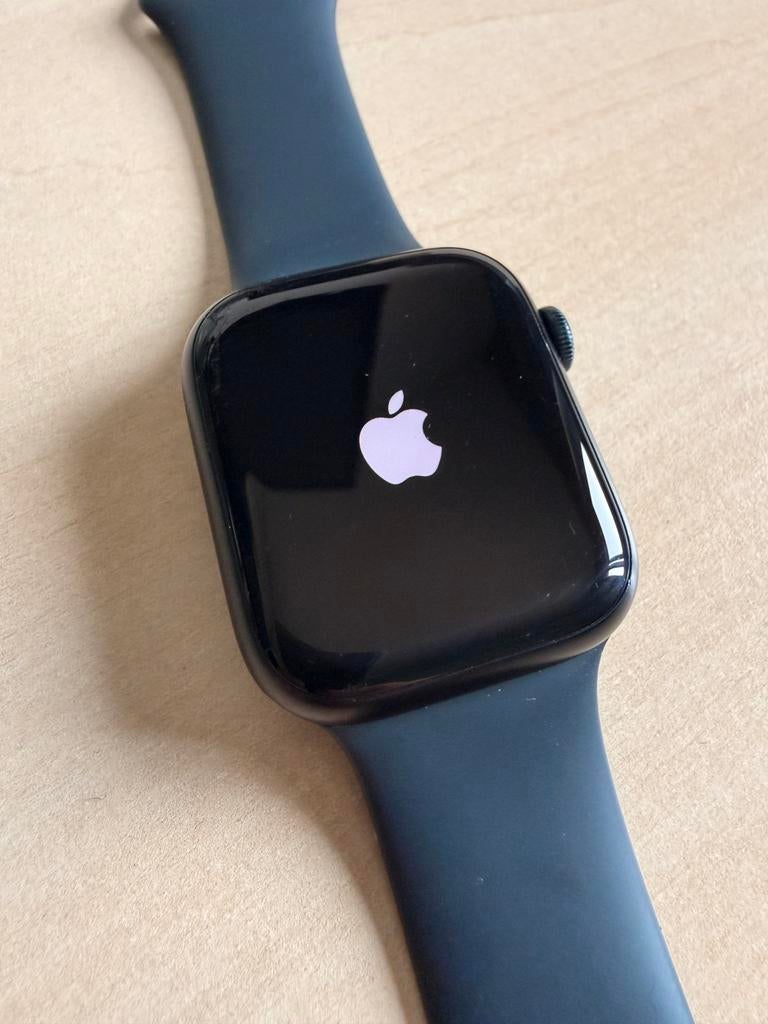 Apple Watch Series 9 45mm Black M/L, Gebruikt, Zwart, IOS, Ophalen of Verzenden