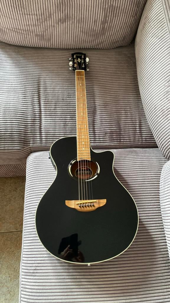 Yamaha APX500, Ophalen, Gebruikt, Western- of Steelstringgitaar