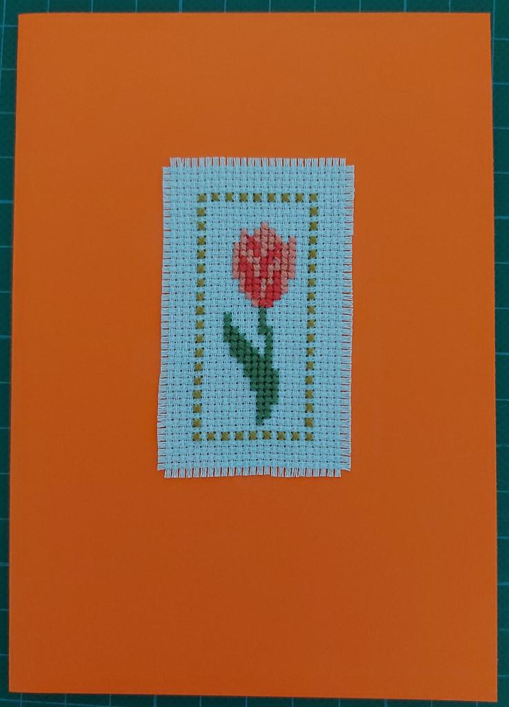 kaart met geborduurde tulp (1927), Ophalen of Verzenden, Nieuw, Natuur