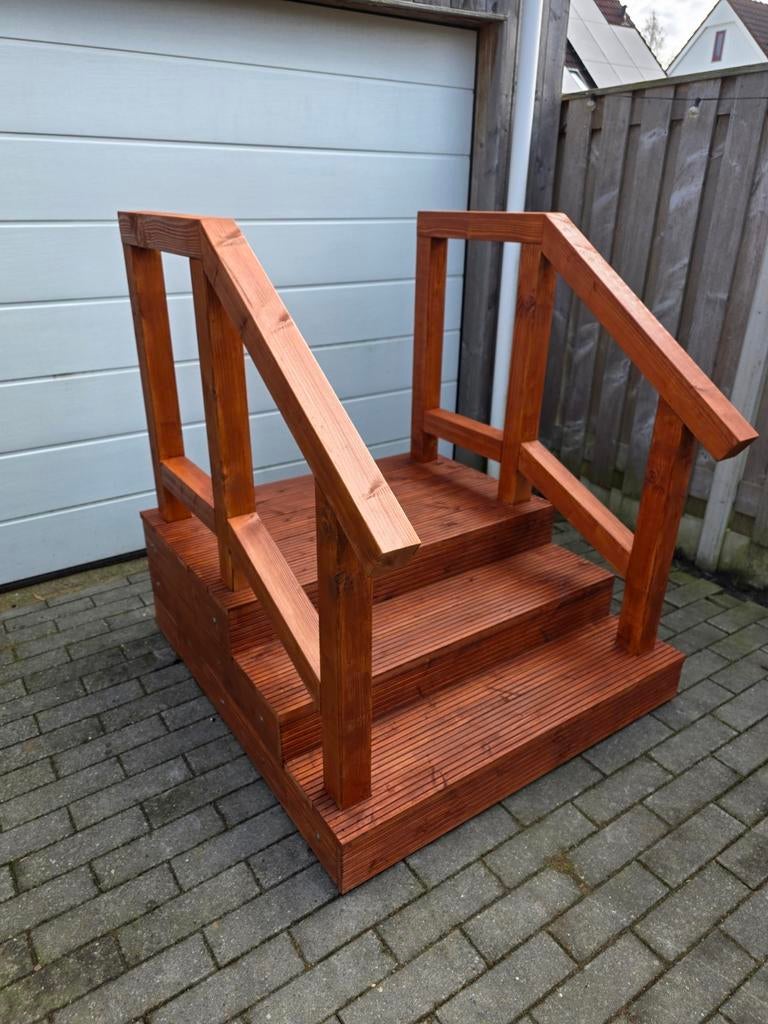 Prachtige opstappen voor Caravan, Chalet, Recreatiewoning, Caravans en Kamperen, Caravan accessoires, Zo goed als nieuw, Ophalen of Verzenden