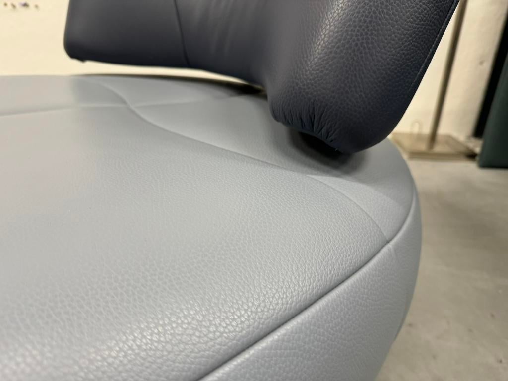 Nieuw Leolux Kikko Chaise Longue Fauteuil blauw leer Stoel, Huis en Inrichting, Leolux, Nieuw, Leer, Ophalen of Verzenden