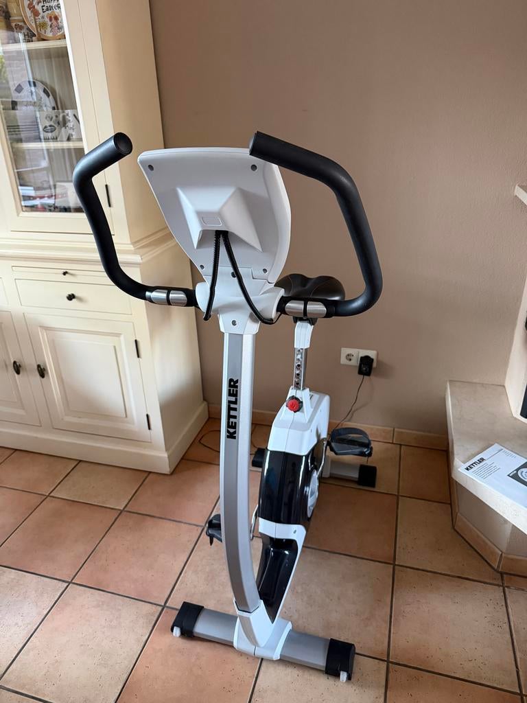 Kettler Hometrainer - Gebruikt maar in goede staat, Ophalen, Gebruikt, Metaal, Benen