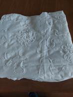 Katoenen witte stof met applicaties zie foto, Hobby en Vrije tijd, Stoffen en Lappen, 120 cm of meer, Nieuw, Ophalen of Verzenden