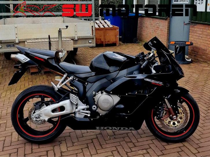 CBR 1000RR FIREBLADE, NL MOTOR, LAGE KM.  CBR1000RR, Motoren, Motoren | Honda, Bedrijf, Sport, meer dan 35 kW, 4 cilinders, Motorrijbewijs A