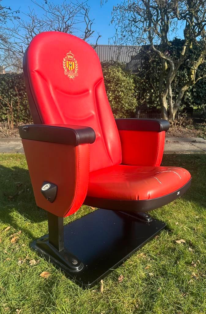 Luxe stadion stoel voor van KV Mechelen, leuk voor mancave, Huis en Inrichting, Fauteuils, Gebruikt, Ophalen