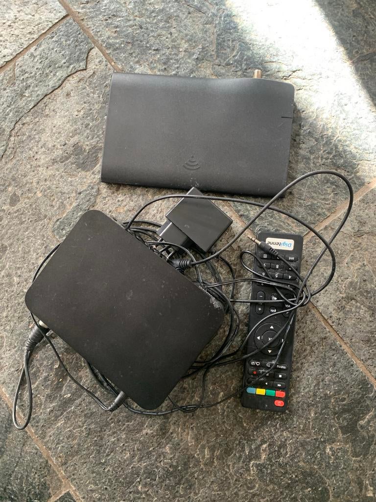 ZTE ZXV7200 Digitenne TV-ontvanger met afstandsbediening, Ophalen of Verzenden, Gebruikt, Decoder