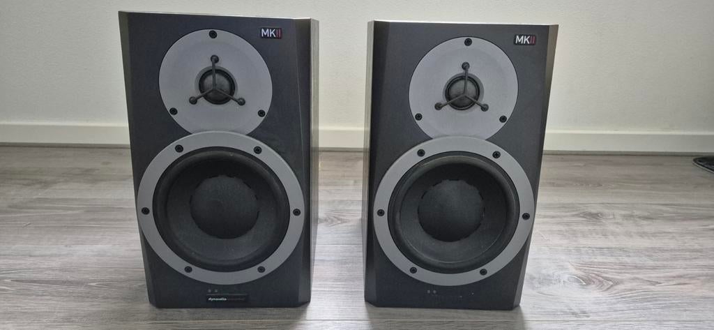 Set van 2 Dynaudio BM5A MKII studiomonitors, Ophalen