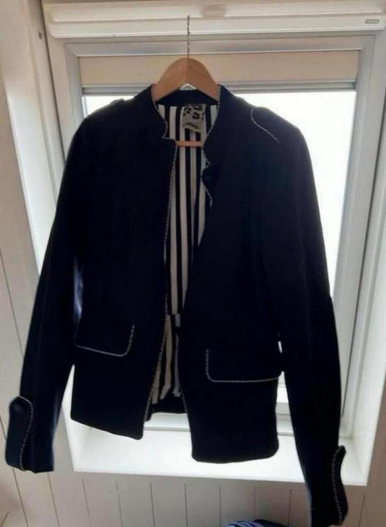 Jasje Poools 36 (NIEUW), Kleding | Dames, Jasjes, Kostuums en Pakken, Ophalen of Verzenden, Zo goed als nieuw, Maat 36 (S), Blauw