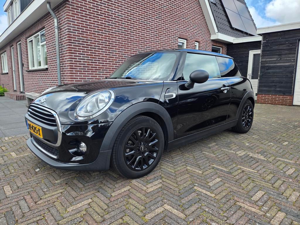 Mini 1.2 ONE 10-2017 Zwart 2e eigenaar, net & goed onderhoud, Auto's, Mini, Particulier, One, ABS, Airbags, Airconditioning, Bluetooth