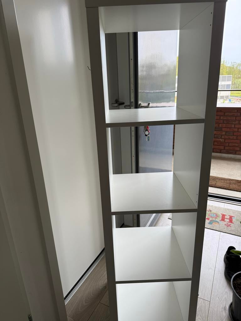 Witte IKEA Kallax 4x1 kast - Zo goed als nieuw, Ophalen, Zo goed als nieuw