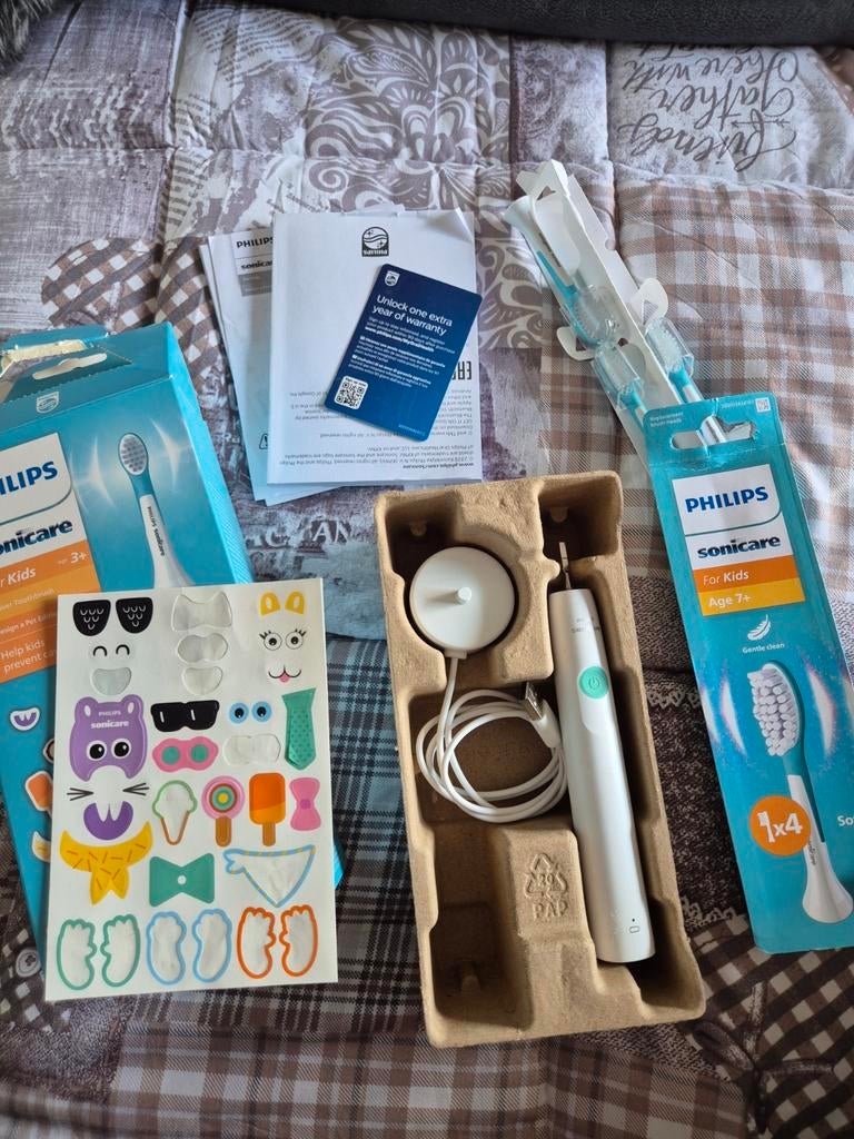 Philips Sonicare elektrische tandenborstel voor kinderen, Sieraden, Tassen en Uiterlijk, Uiterlijk | Mondverzorging, Philips, Ophalen of Verzenden