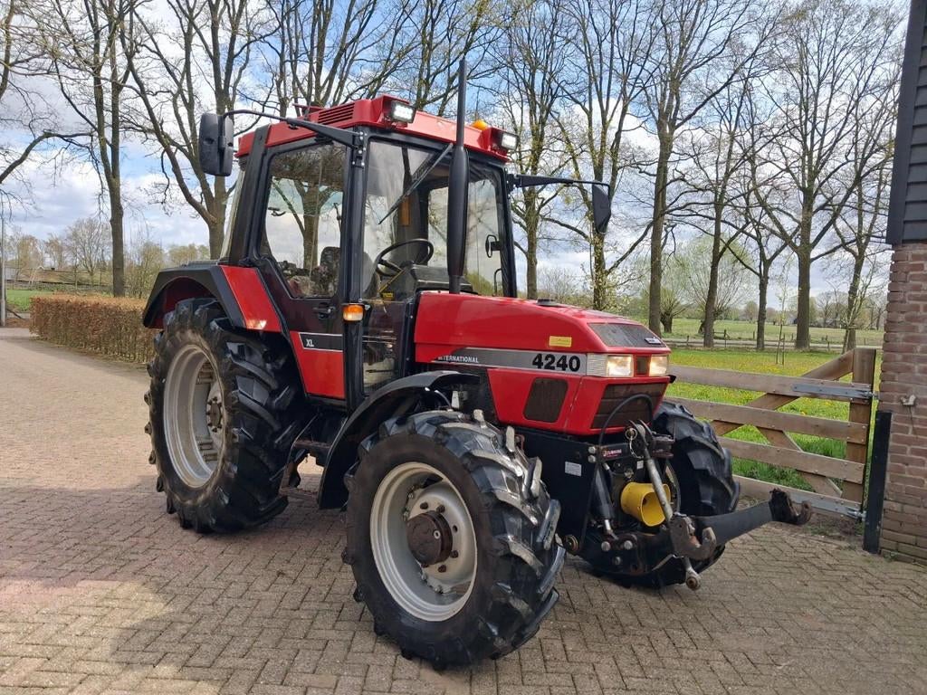 International case Frondhef cultuur banden 4240 (bj 1994), Gebruikt, Overige merken, 5000 tot 7500