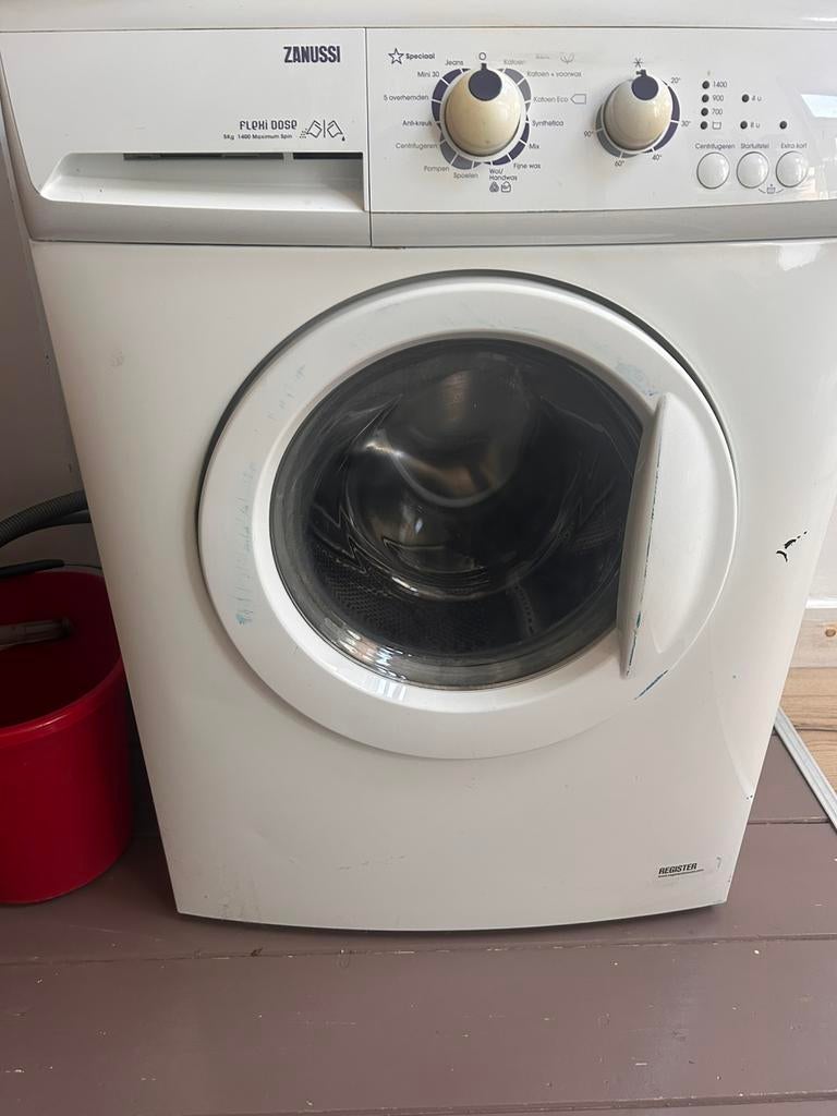 Wasmachine Zanussi, Witgoed en Apparatuur, Ophalen, Gebruikt, 1200 tot 1600 toeren, 85 tot 90 cm